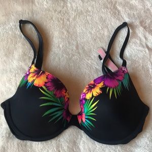Victoria’s Secret PINK T-Shirt Wear Everywhere Lightly-Lined Bra